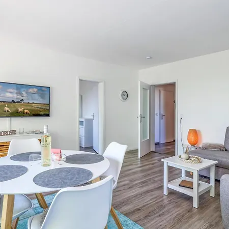 Nice Apartment In Westerdeichstrich With Wifi Apartamento *